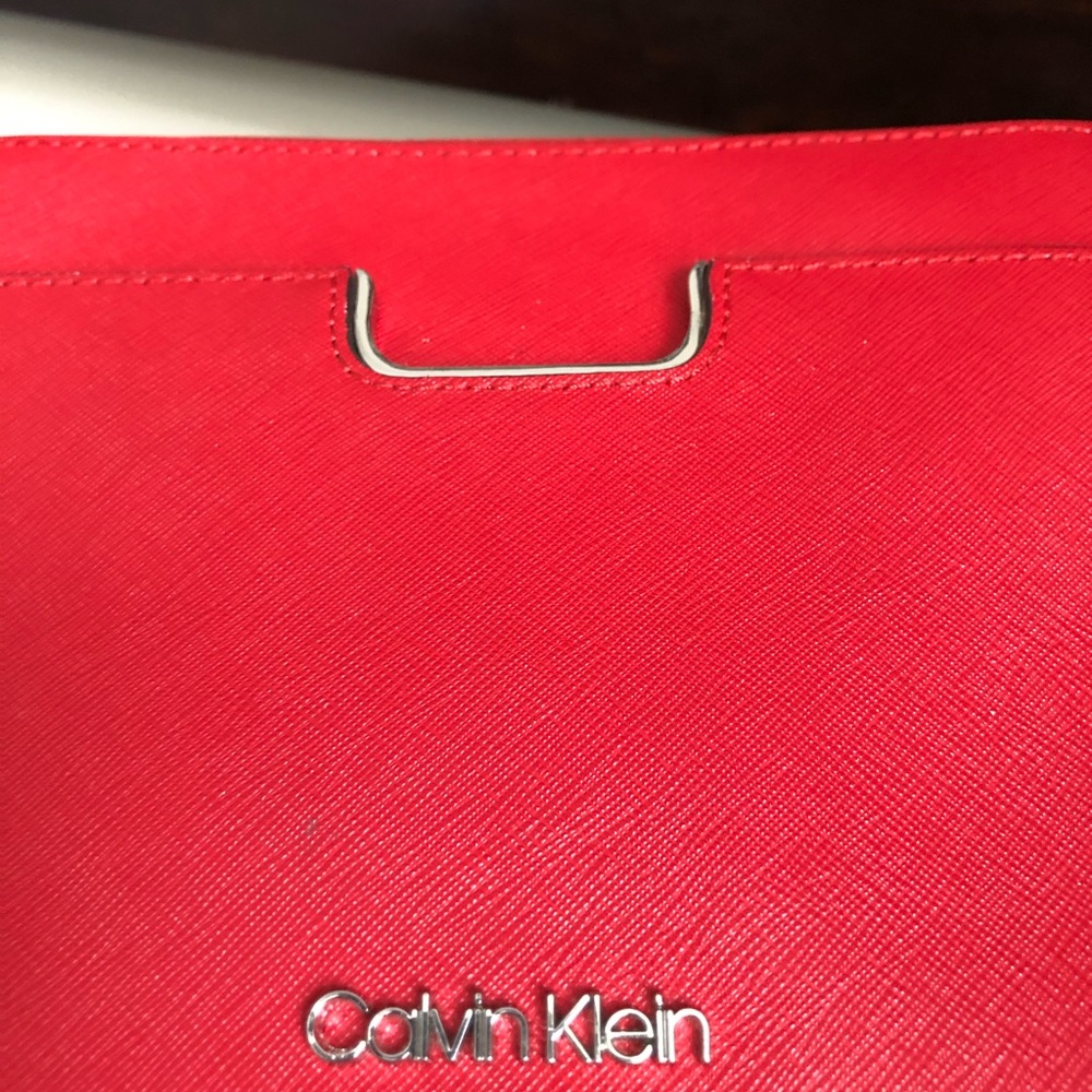 Calvin Klein Red Bag (see description/pics) - Picture 4 of 9